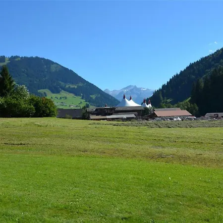 Jacqueline 12 Gstaad